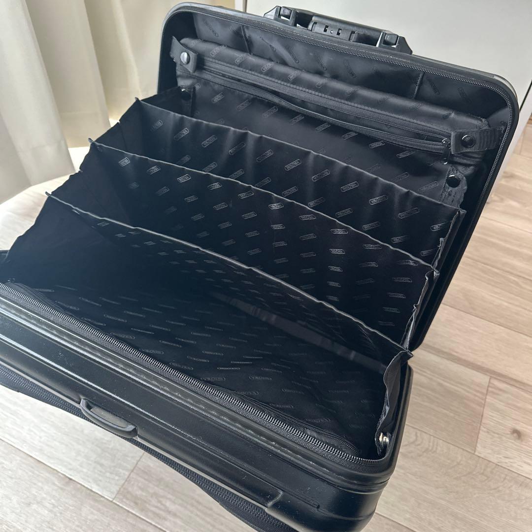 値下げ中！RIMOWA ブラック キャリーケース