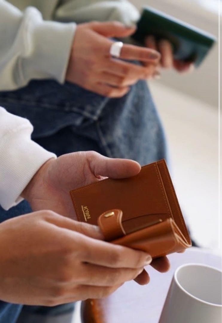 KAOYORINAKAMI LIFE DESIGN COMPANY ブラウン財布