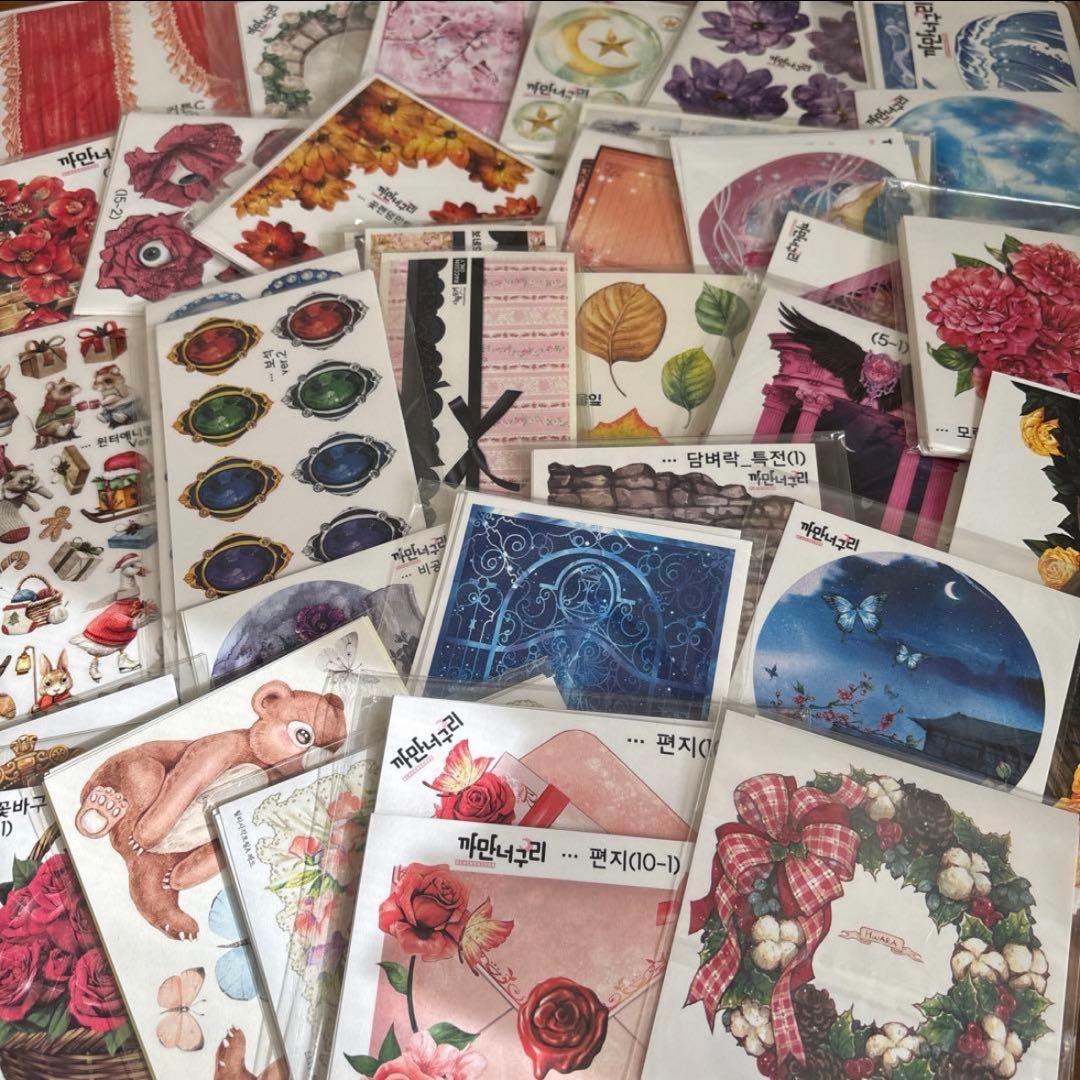 【処分価格】　人物/装飾ステッカー　ブリキ缶ケース　まとめ売り　80サイズ