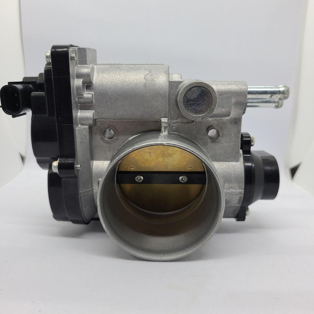 中*二様 トヨタ スロットルボディ リビルト 22030-46250