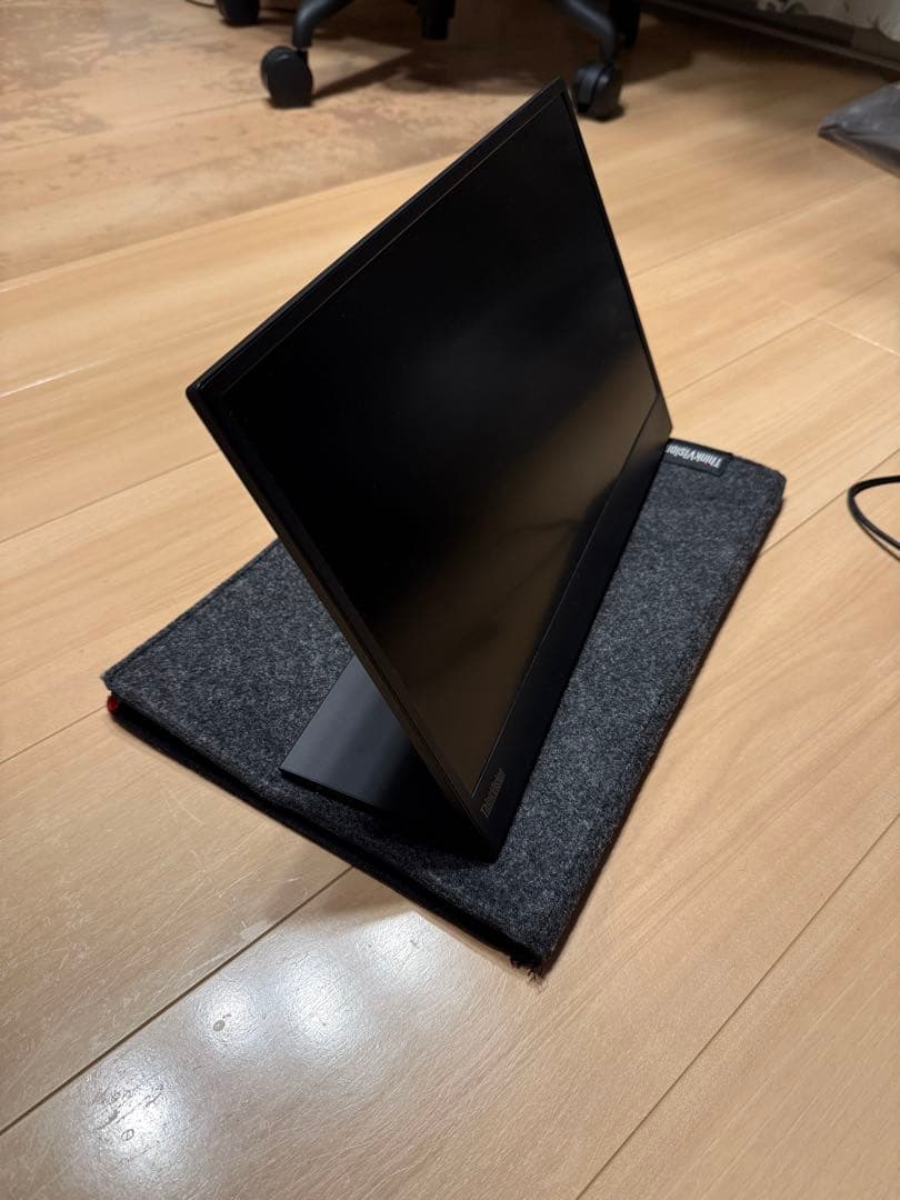 ThinkVision M15(15.6型モバイル/USB-C