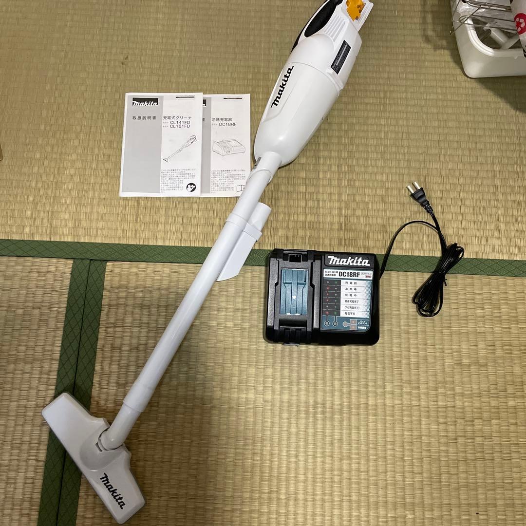 Makita 充電式クリーナー CL181FD 急速充電機セット