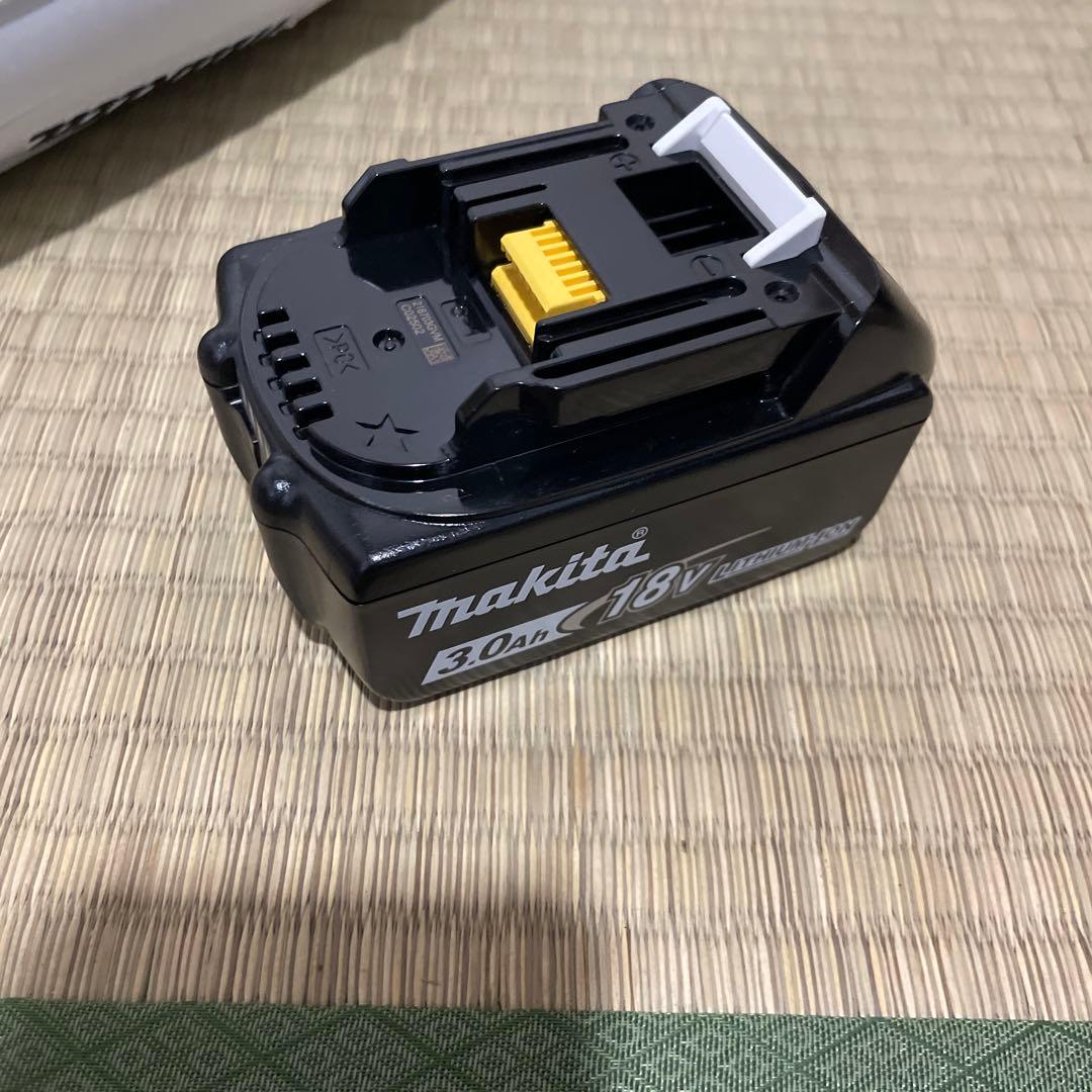 Makita 充電式クリーナー CL181FD 急速充電機セット