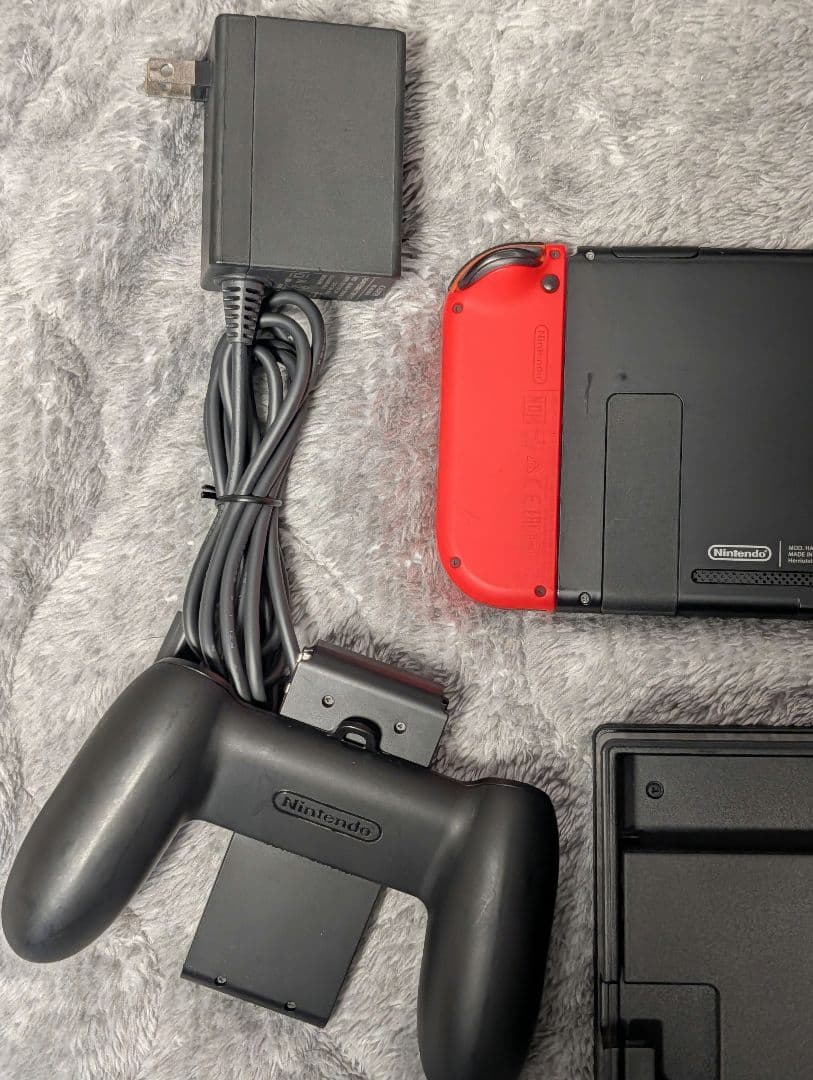 任天堂スイッチ 本体 Nintendo Switch joy-con 赤 青