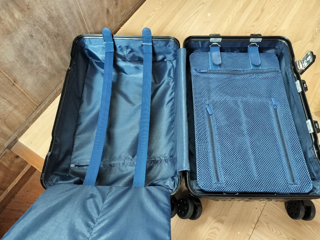 リモワ風 キャリーケース 36L 4輪 機内持ち込み RIMOWA