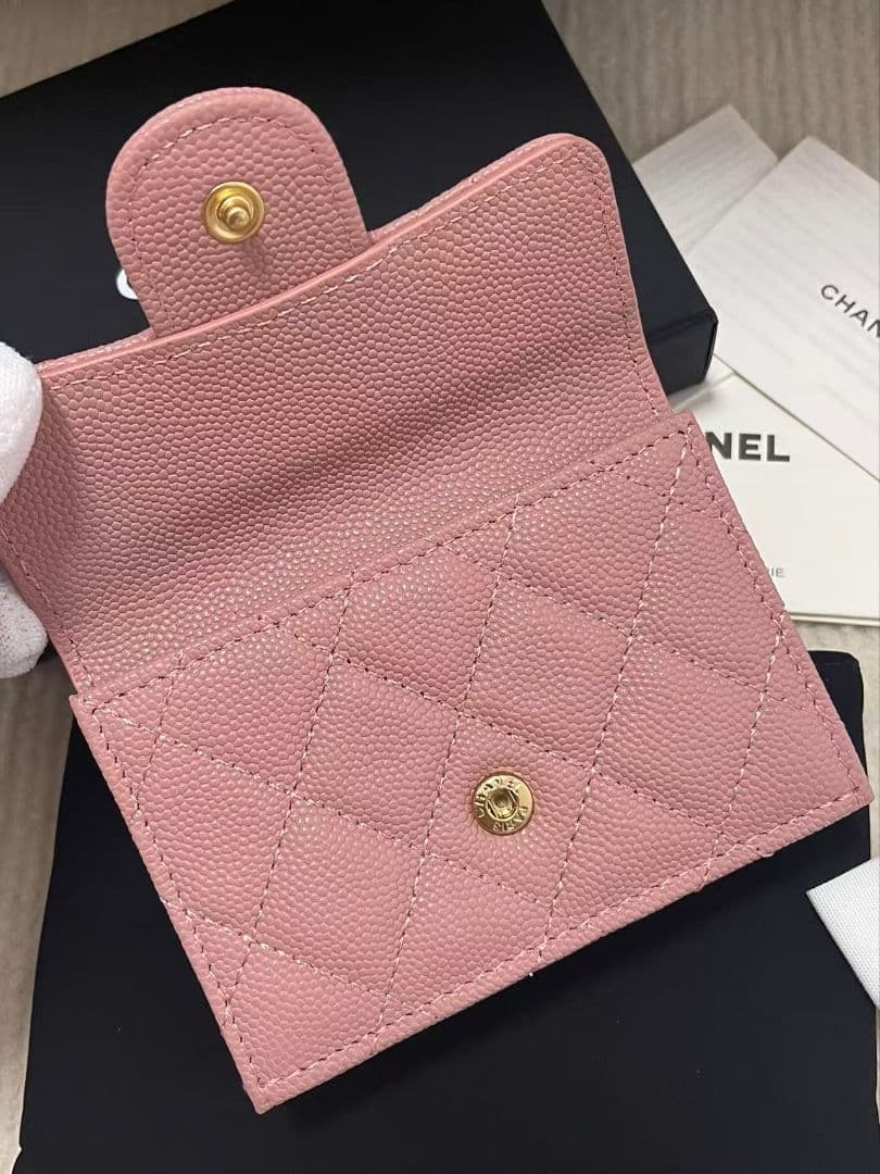 シャネル　三つ折り財布