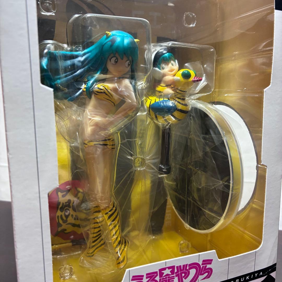 【未開封】コトブキヤ うる星やつら×阪神タイガース 1/10スケール　フィギュア