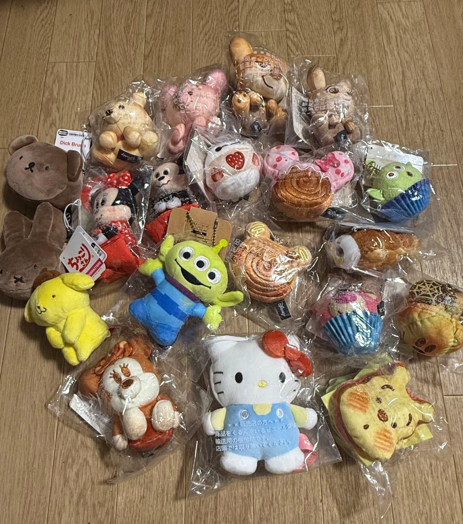 【まとめ売り】キャラクター ぬいぐるみ 20点 サンリオ ディズニー 他 新品