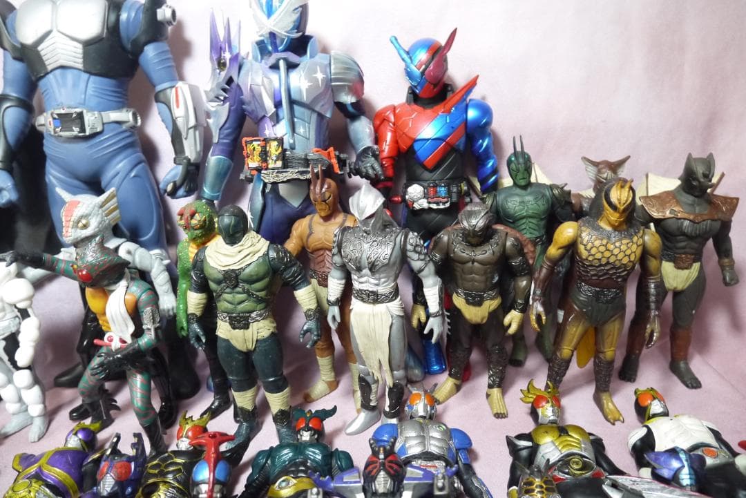 ライダーヒーローシリーズ　ビッグサイズソフビフィギュア　など　112体セット