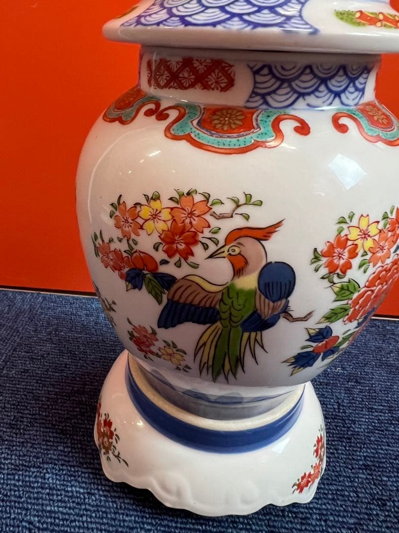 1348 九谷焼 良山作 染錦花鳥図壺 獅子蓋 三段壺 飾り壺