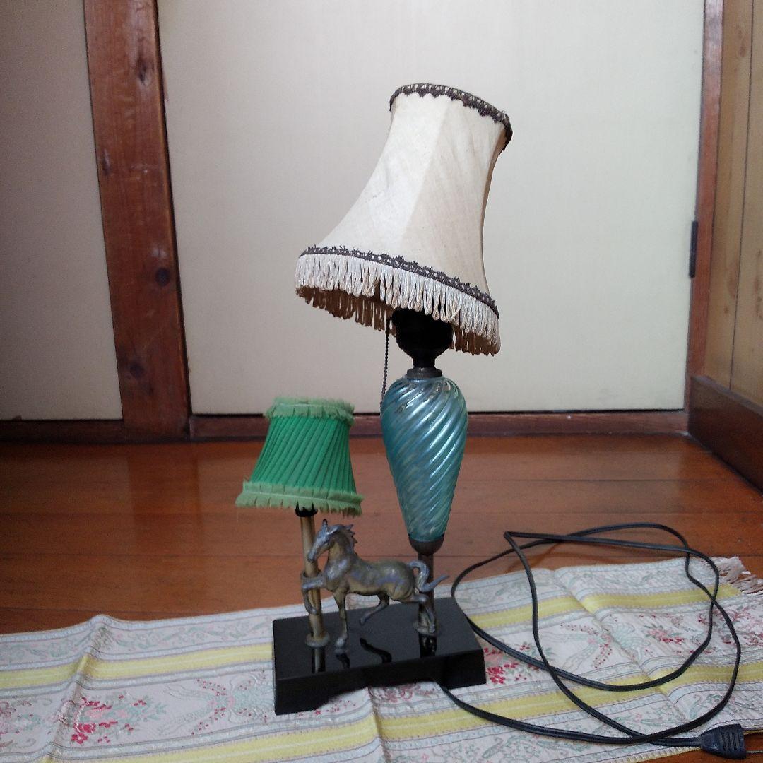 レア-蔵出し昭和レトロ、馬の金属フィギュア付きアンティーク卓上ライト