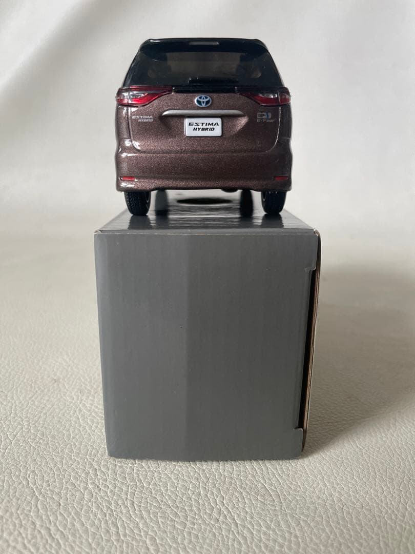 トヨタ エスティマ ハイブリッド ⑨ 2ブラック×ダークシェリーマイカメタリック