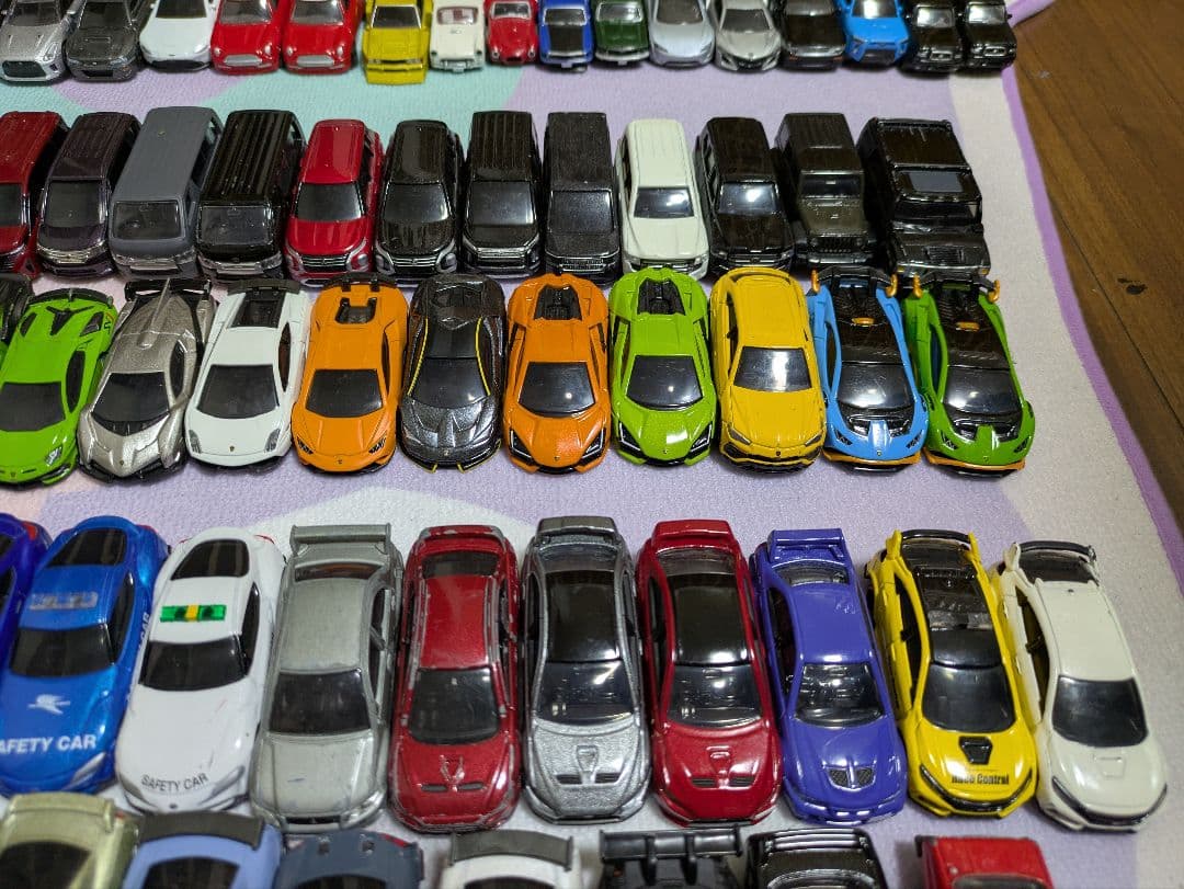 トミカ まとめ売り 350台以上