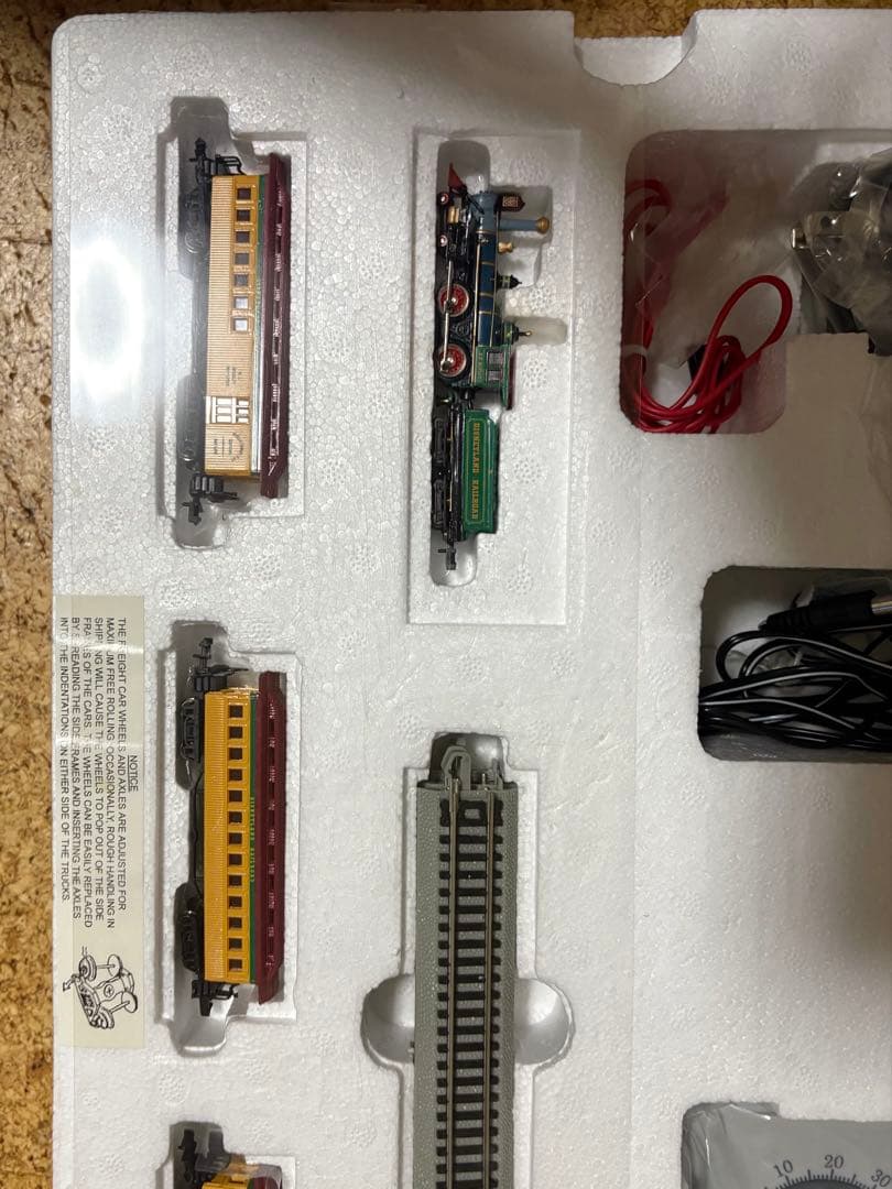 お*る様 ディズニーランド鉄道 開園50周年記念限定 Nスケール 電動鉄道セット