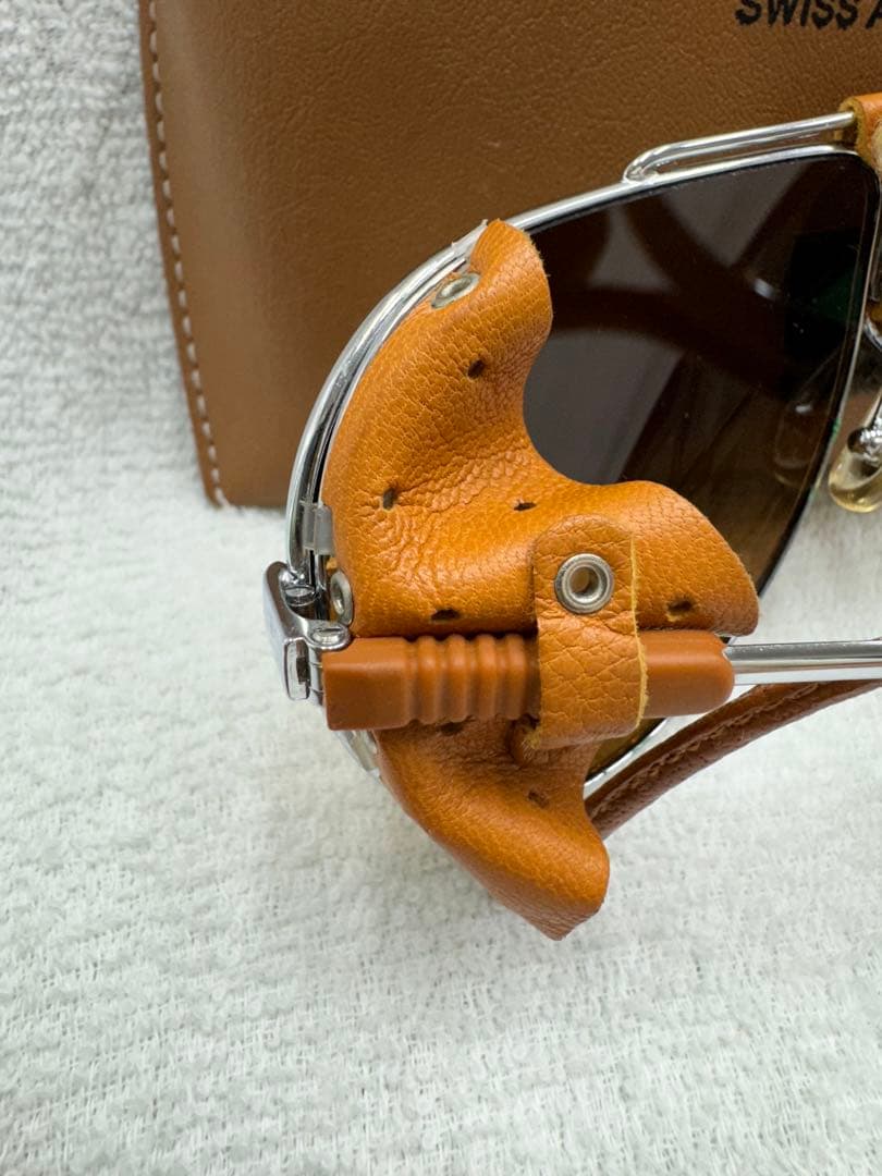 レア☆ビンテージスイスアーミーサングラス　SWISS ARMY 4000