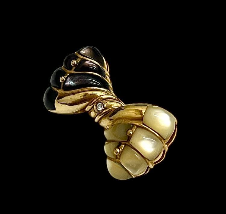 BVLGARI ブルガリ リボン シェル ブローチ K18