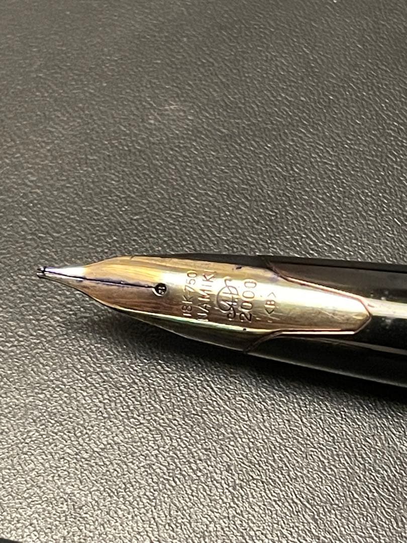 Jubiläum A.D. 2000 万年筆