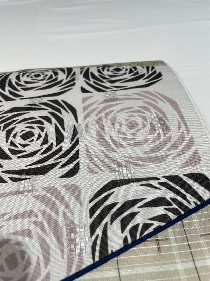 売約済み【おきもの愛好家向き】★★新年未使用　正絹　切り嵌め袋帯★★