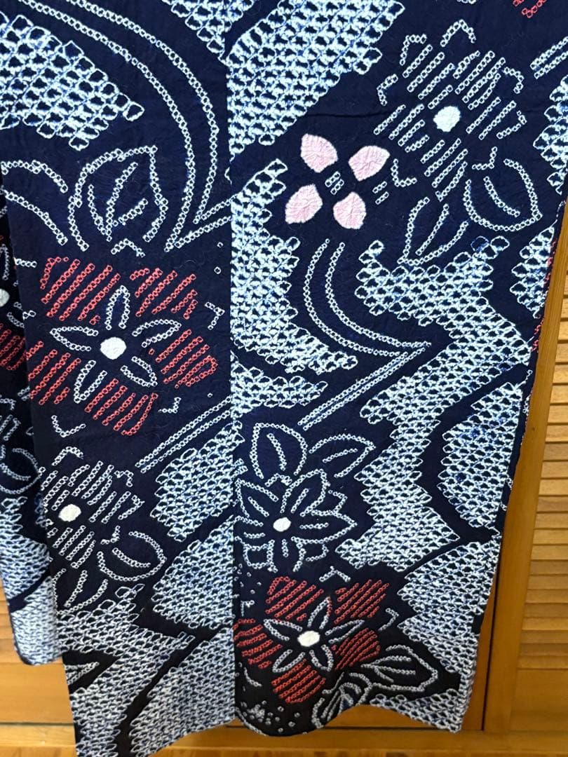 有松絞りの浴衣　花