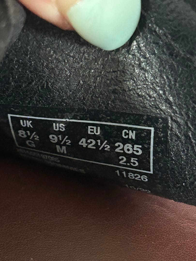 CLARKS クラークスオリジナルズ　ワラビー 黒 スエード　26.5