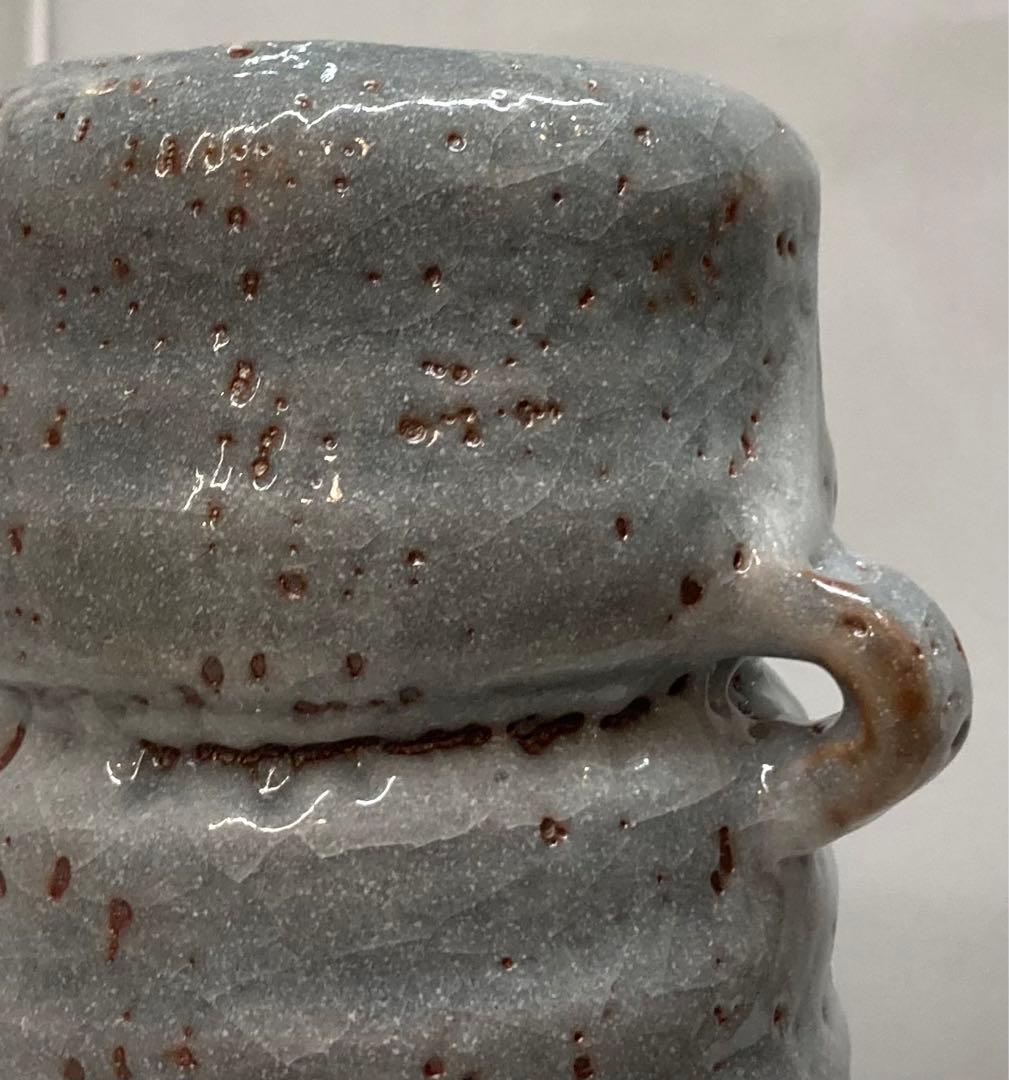 B189b 山田正和造　「鼠志野耳付花瓶」共箱　陶歴紙有　白山窯　花道具茶道具