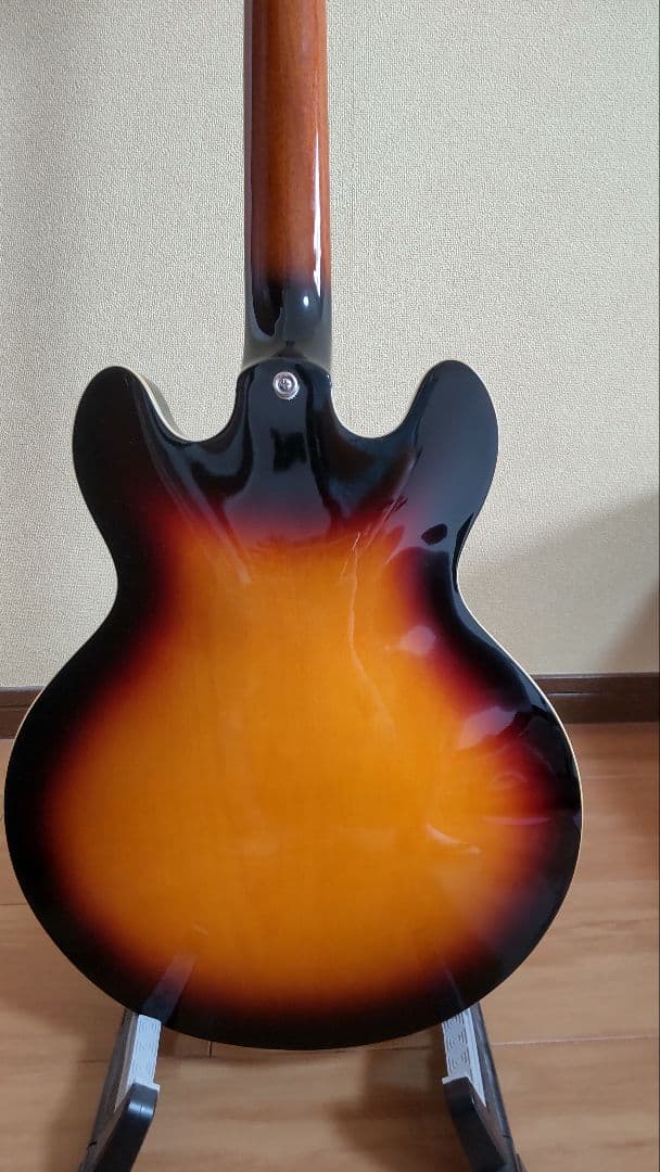 Epiphone ES-335 サンバースト