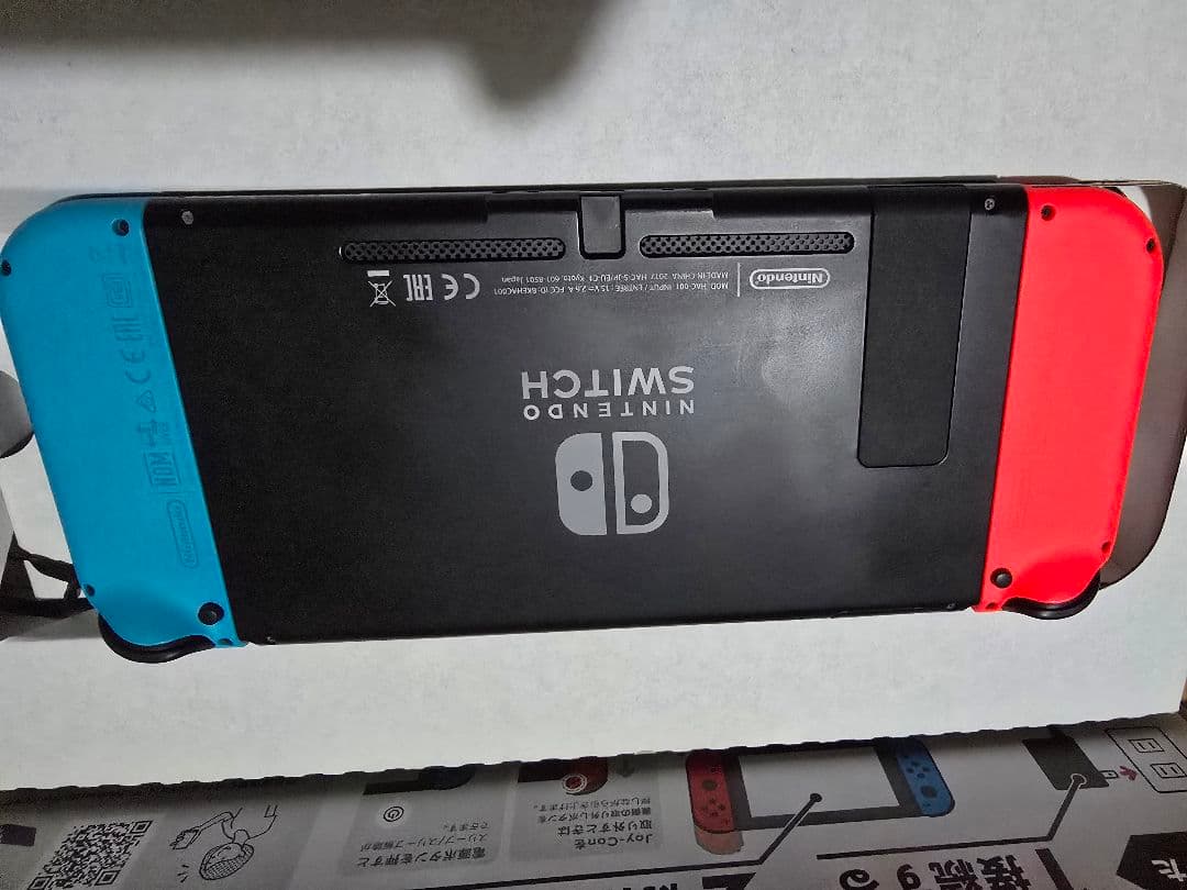 Nintendo Switch 本体 青/赤 Joy-Con　風来のシレン6