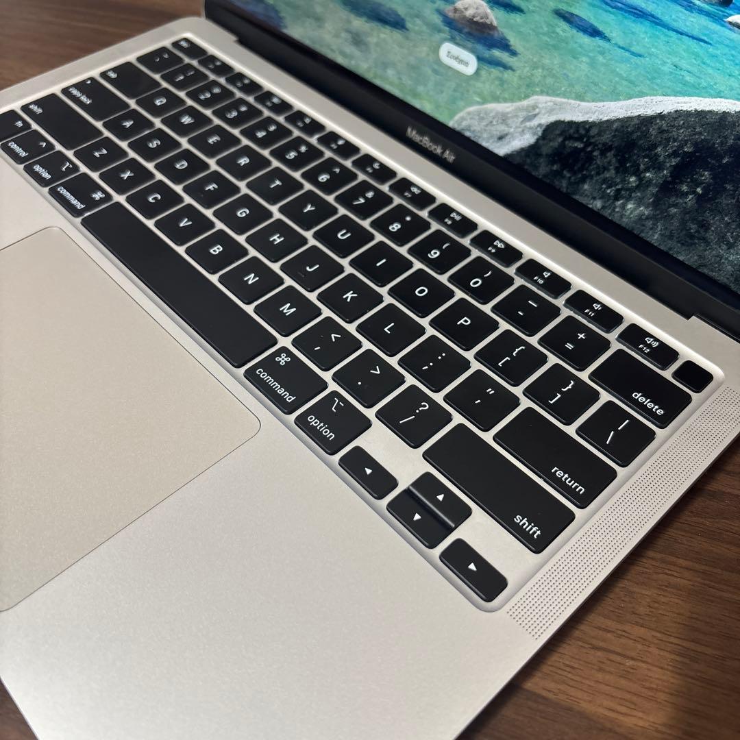 US配列 M1 MacBook Air 8GB 256GB 13インチ