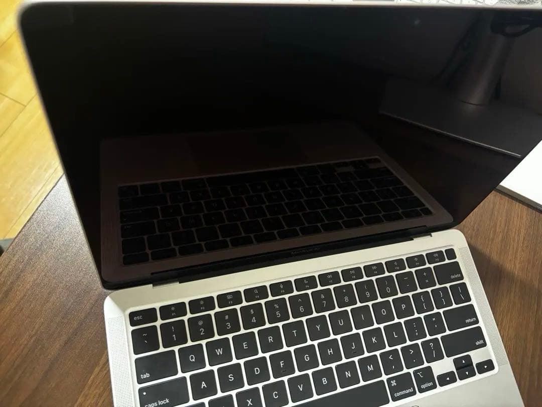 US配列 M1 MacBook Air 8GB 256GB 13インチ