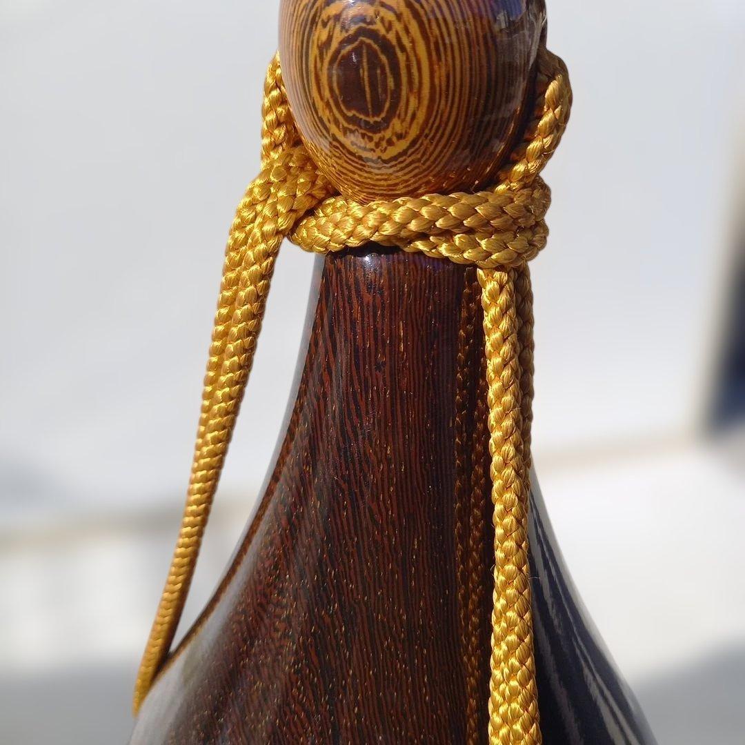 ひょうたん型の紫檀製置物　高さ67cm　16.6kg