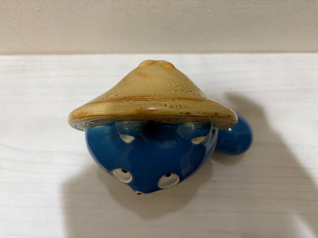 ヒダカナオト ぼんやり子だぬき 小さめサイズ 青色