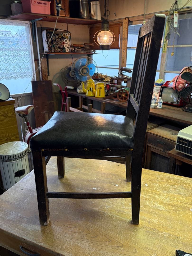 昭和レトロ　木製イス　レトロチェア　ビンテージチェア　レザー　アンティークチェア