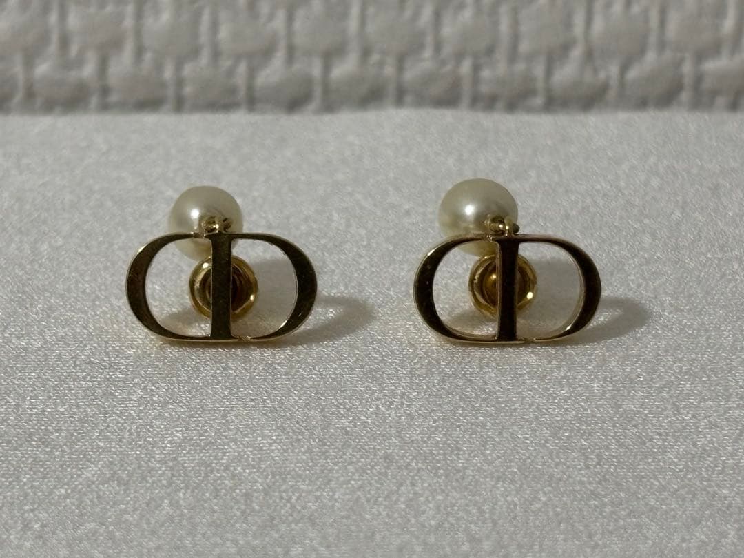 Dior Petit CD ピアス ゴールド