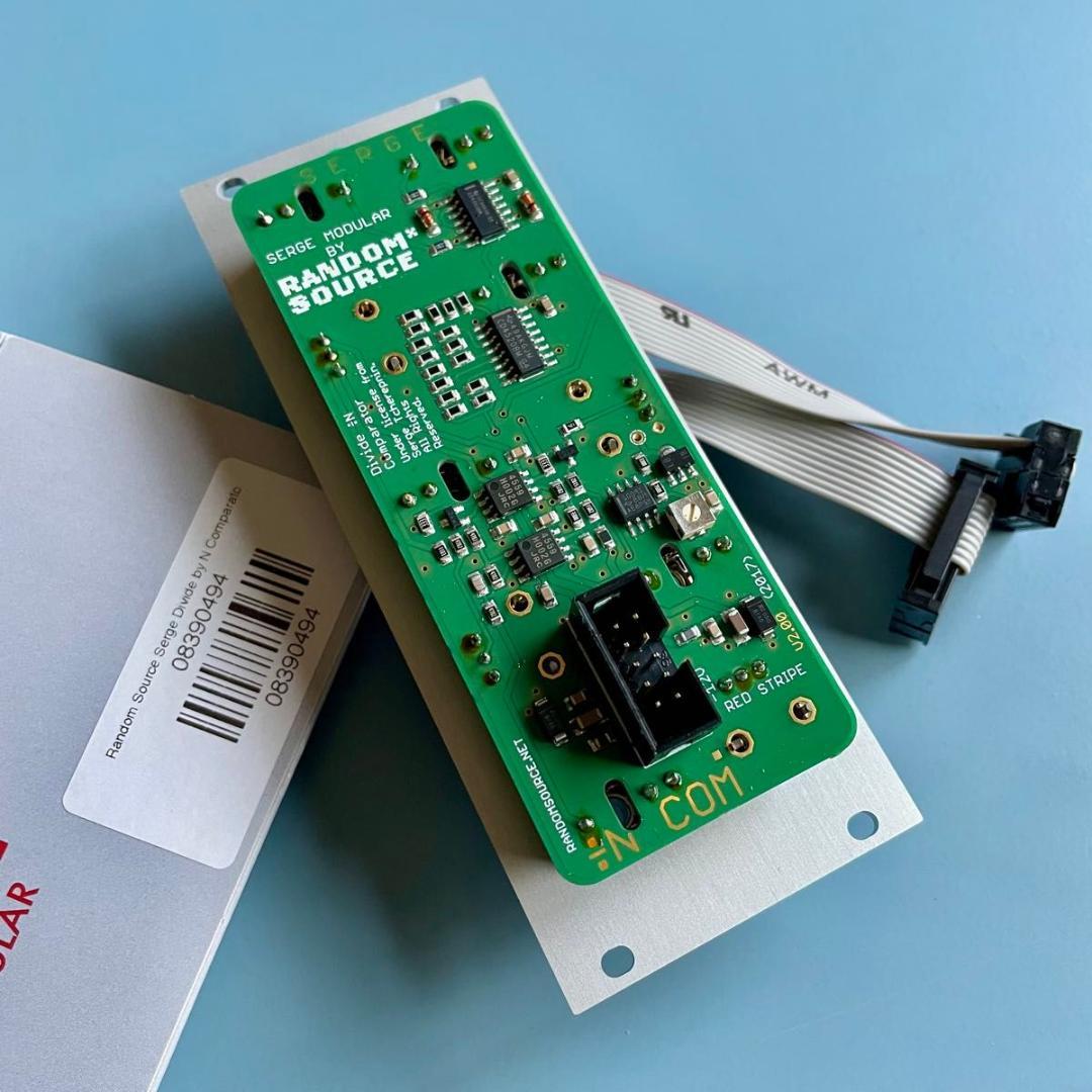 鍵盤楽器 Random Source Serge NCOM