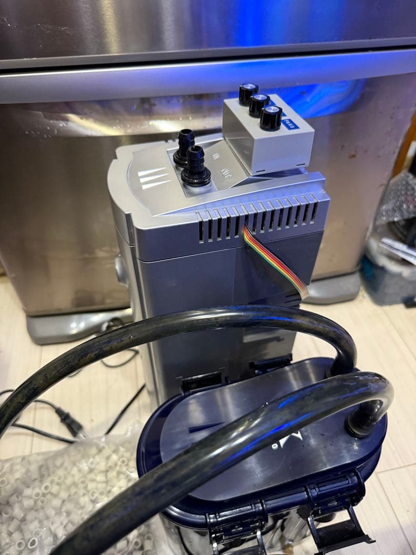 クーラーセット‼️テトラCR-3‼️ テトラVAX-60‼️新品エーハイムろ材1キロ‼️