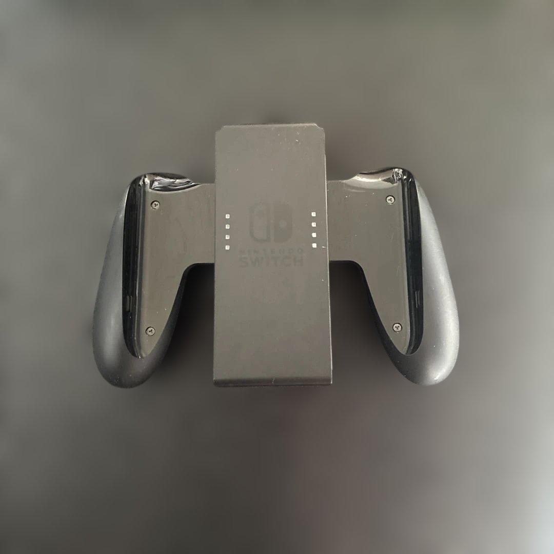 Nintendo Switch 本体 青/黄 /黒Joy-Con3つ　付属品あり