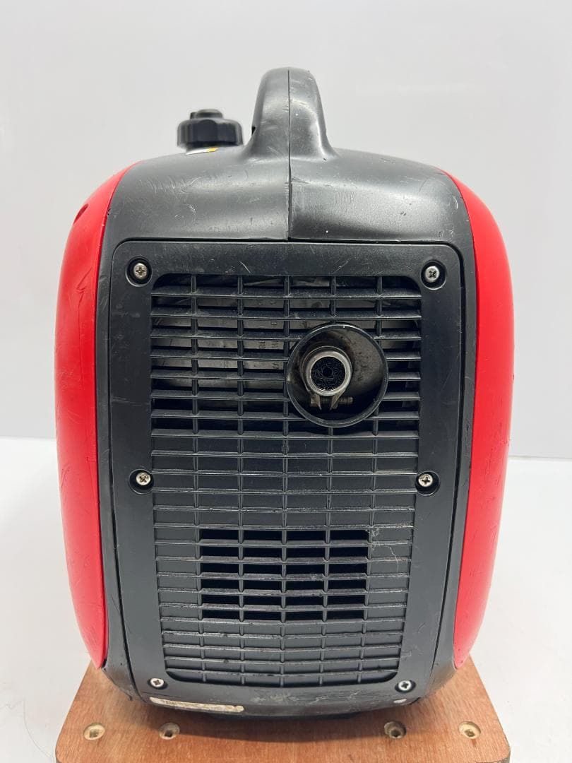 新ダイワ インバーター発電機 iEG1600M 【動作良好・保証付】★81217