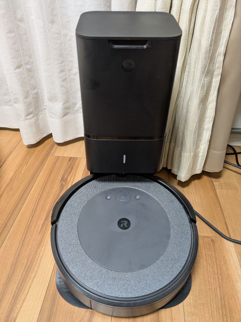 中古　ロボット掃除機 本体 ブラック　i3 ルンバ