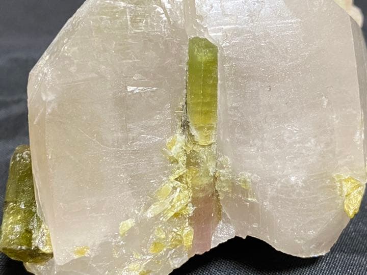 トルマリン　136g