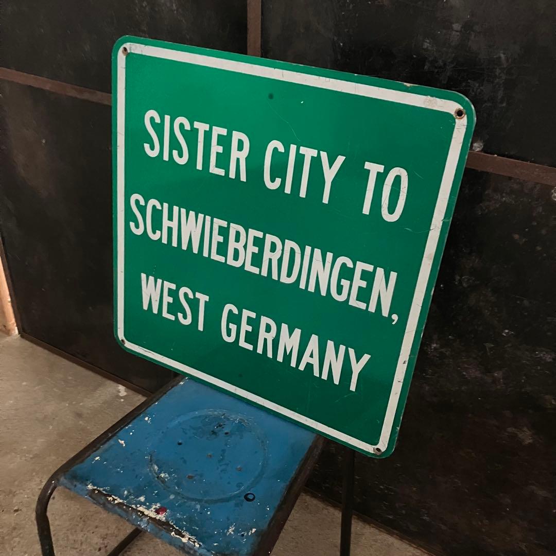 ヴィンテージメタルサイン