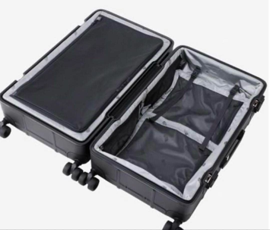 ノースフェイス　キャリーケース