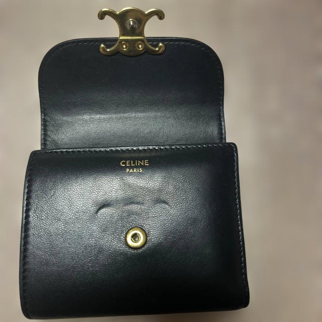 限定値下げCELINE ブラック 三つ折り財布