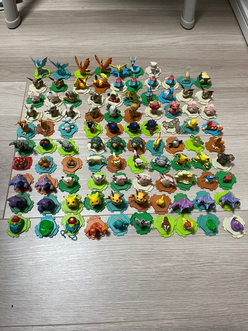 ポケモン フィギュア 台座　97体　まとめ売り