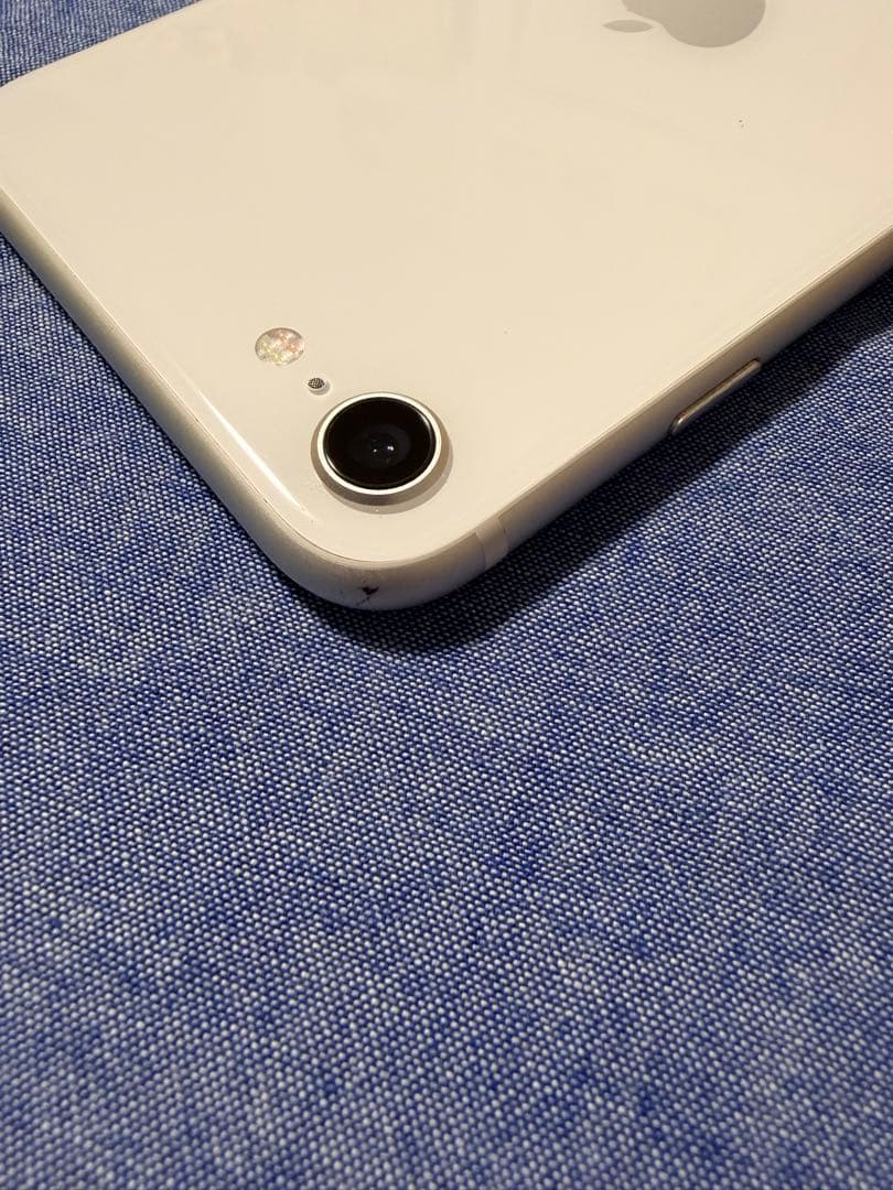 iPhone SE第3世代 256GB ホワイト