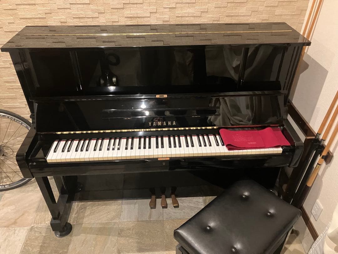 YAMAHA アップライトピアノ UX-1