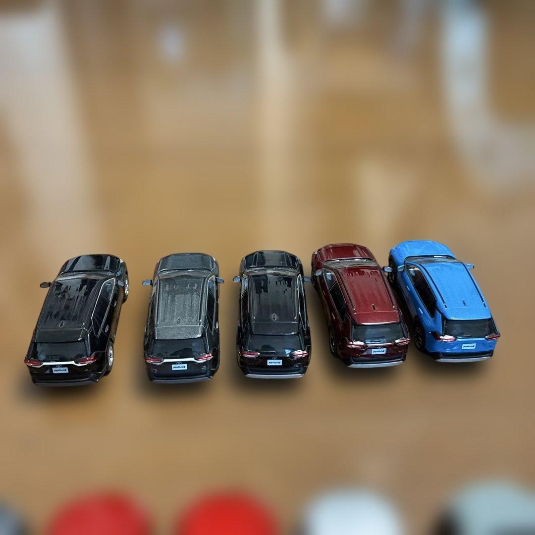 ヨ*ー様 値下げしました。トヨタ　RAV4 カラーサンプル19台+おまけ