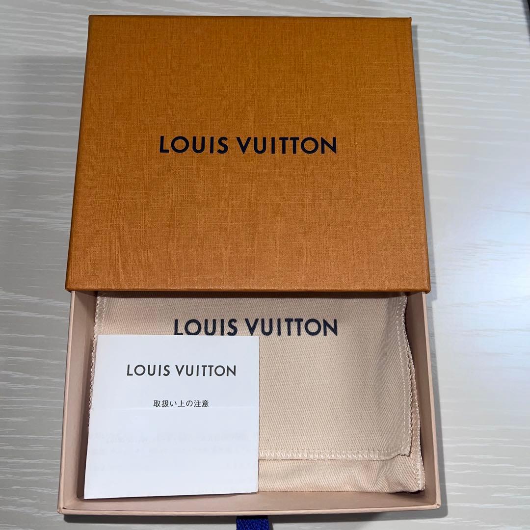 LOUIS VUITTON / ルイヴィトン ポルトフォイユルー