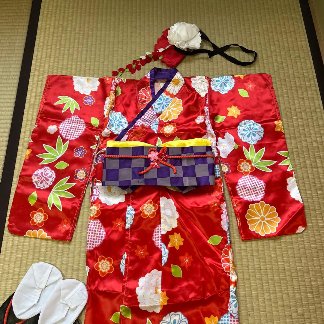 不二家 店頭用ペコちゃん 専用衣装 お正月用の晴れ着 華やかな着物衣装