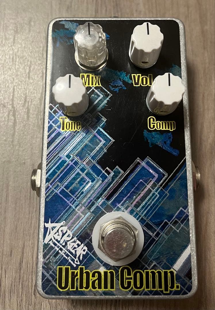 【週末値引中】Urban Comp 美品