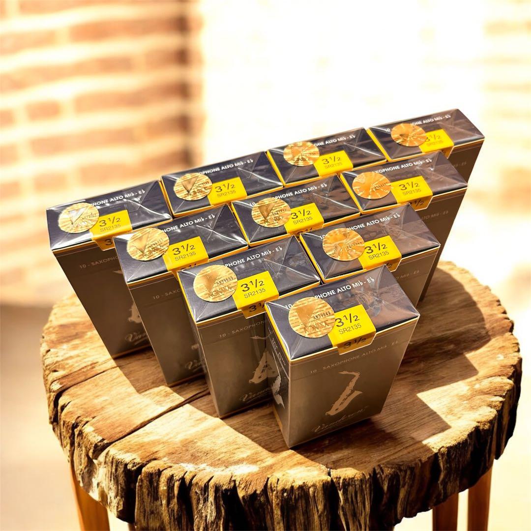 【新品・未開封】アルトサックス リード トラディショナル 青箱 #3_1/2
